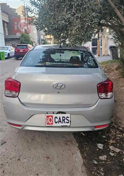 هيونداي رينا